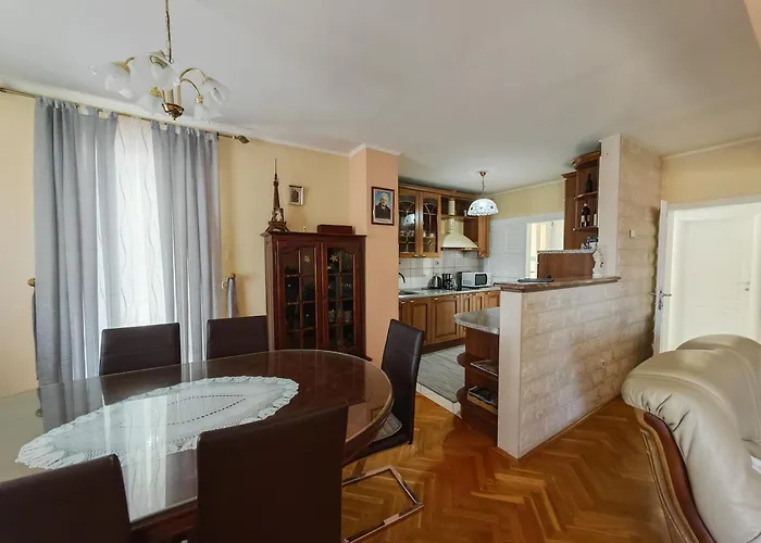 Villa Estera