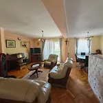Estera Villa Grubine