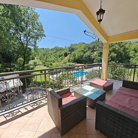 Vila Estera