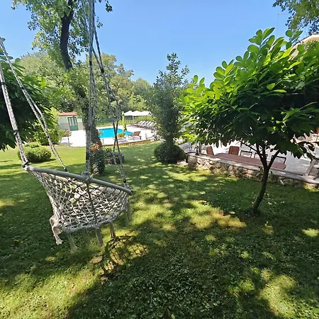 Vila Estera *
